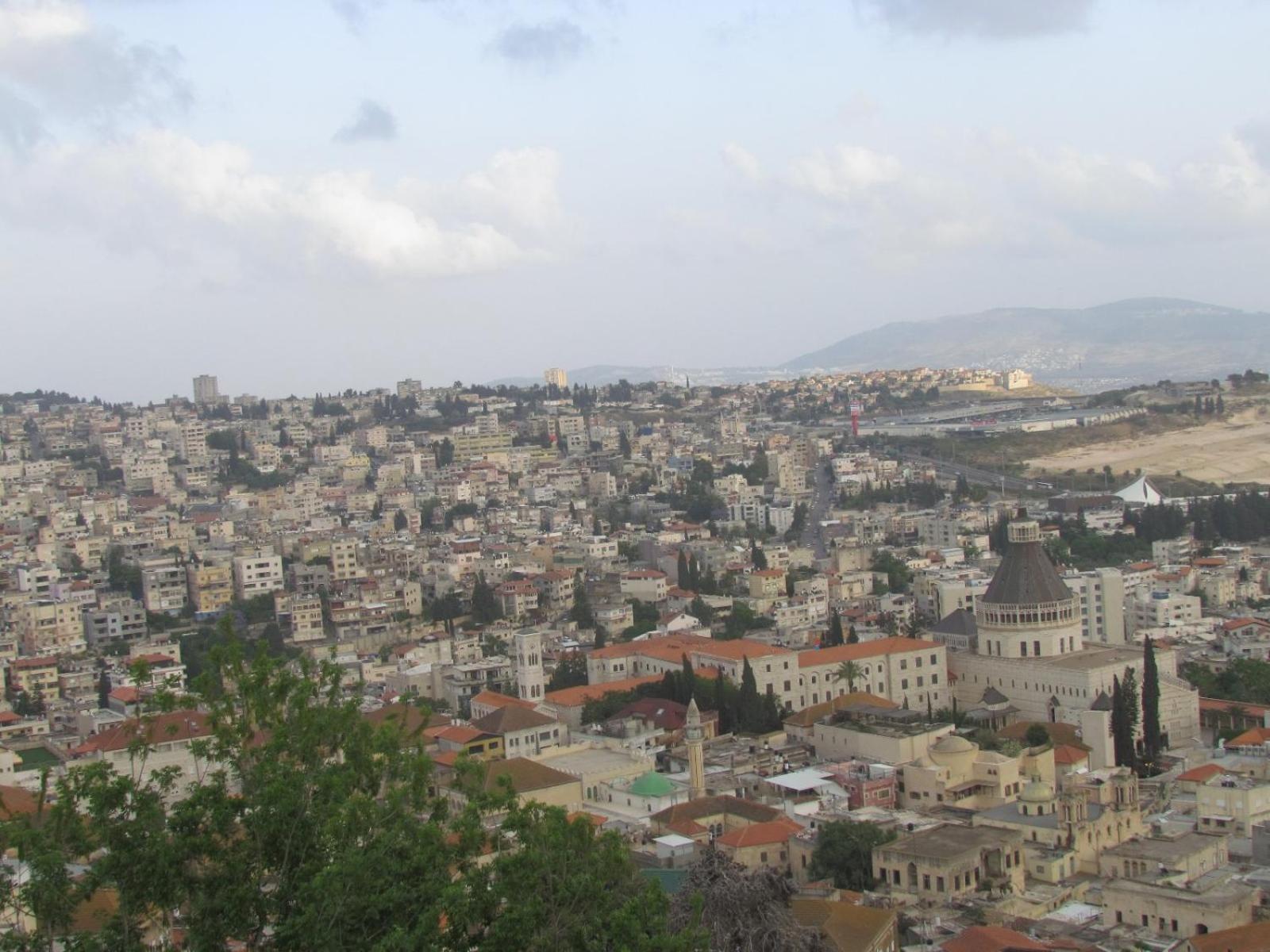 Royal * Nazareth